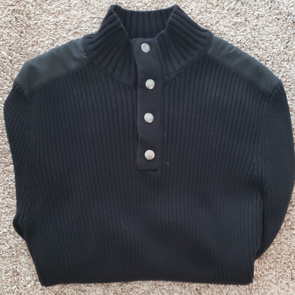Express Pullover Sweater - Large